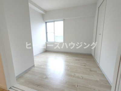 【洋室】 | エルベコート豊中向丘