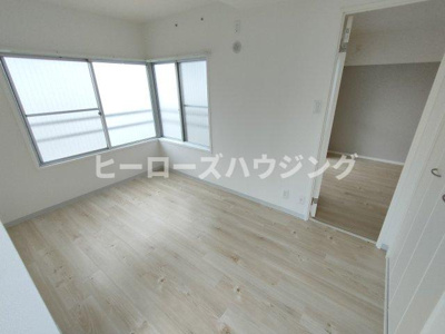 【洋室】 | エルベコート豊中向丘