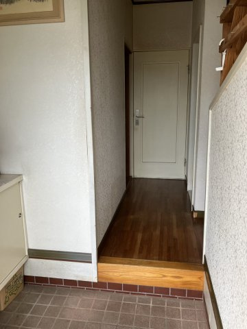 桐生市三吉町戸建の玄関