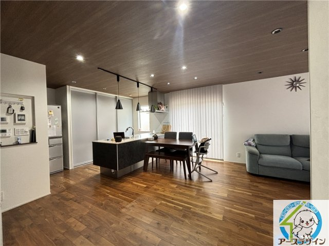 【アースデザイン】内覧可能◎　西明石駅徒歩圏築浅物件　明石市沢野　中古戸建