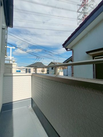 北葛飾郡松伏町　　大字松伏　新築戸建　全1棟のバルコニー|施工例です
