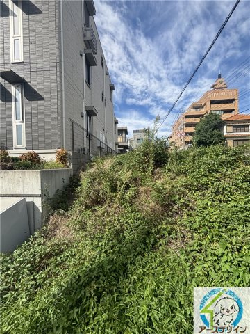 【アースデザイン】上ノ丸2丁目　売り土地　建築条件無しの外観