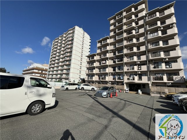 モンテベルデ第2清水が丘の駐車場