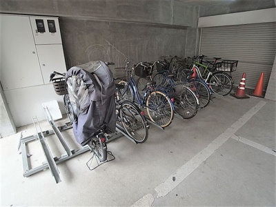 【その他共用部分】 | KY上沢 | 敷地内の駐輪スペース