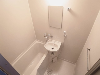 【浴室】 | KY上沢 | 綺麗で掃除のしやすいバスルーム