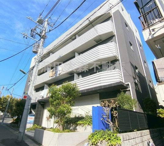 ヴォーガコルテ西馬込アジールコートの外観|2009年3月築　RC鉄筋コンクリート造地上5階建て総戸数82戸の人気分譲賃貸マンション
東京都大田区中馬込3丁目　都営浅草線西馬込駅最寄り徒歩9分