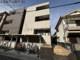 フジパレス東園田イーストのエントランス