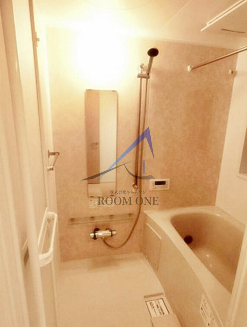 ＴＡＴＳＵＭＩビルの浴室|お風呂です。