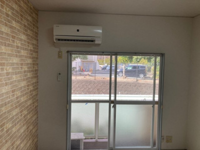 【居間・リビング】 | リンク・ベース | 同建物別部屋 現況優先