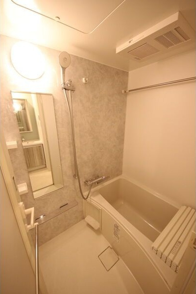 ヴェルデシア名駅南(旧ルネフラッツ名駅南)の浴室