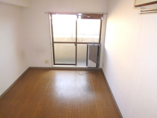 メゾンドアヴニールの寝室