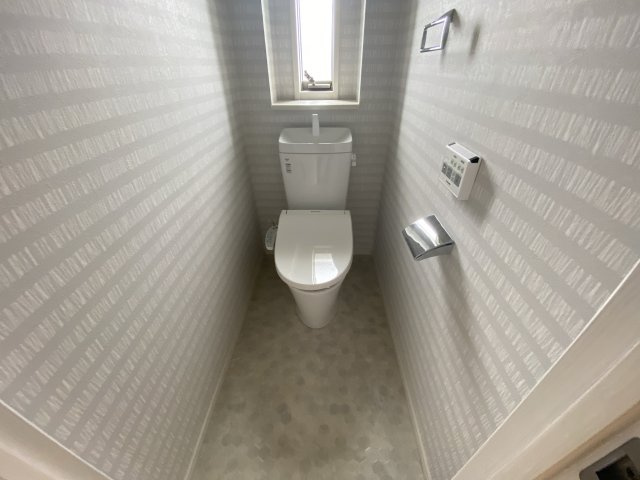 Eメゾンのトイレ
