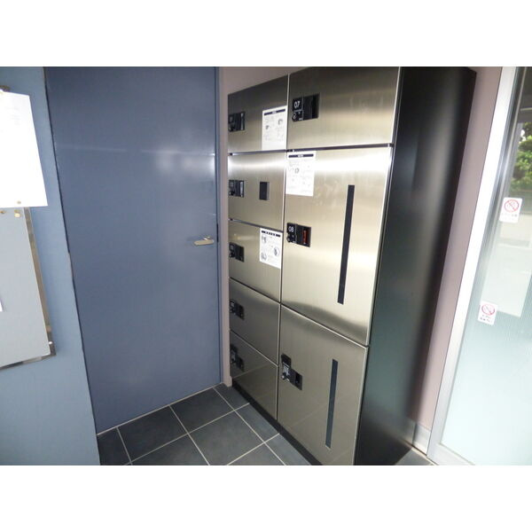 Field Village Hirosumiのその他共用部分|宅配BOXです