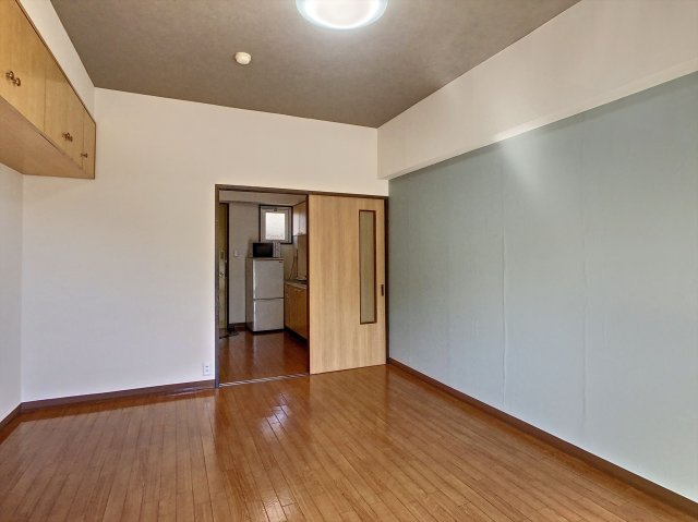 コーポきょうざんA棟の洋室