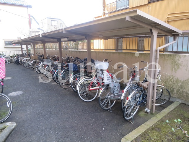 パレッヂ新小岩のその他共用部分|屋根付き駐輪場です♪