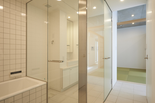 ARK TERRACE 東新宿 (アークテラス東新宿)の浴室