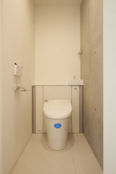 ARK TERRACE 東新宿 (アークテラス東新宿)のトイレ