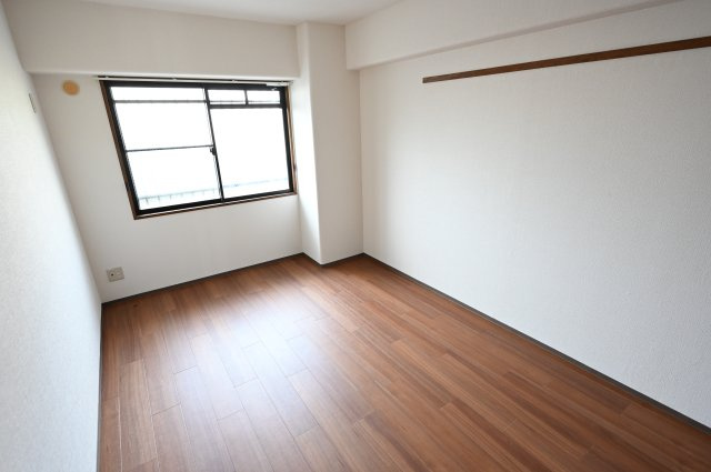 【寝室】 | ル･ソレイユ　