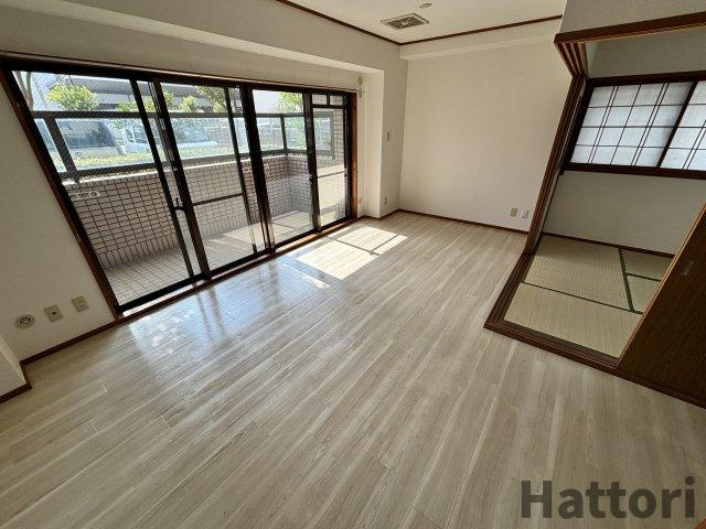 空港リブレ大阪屋の居間・リビング