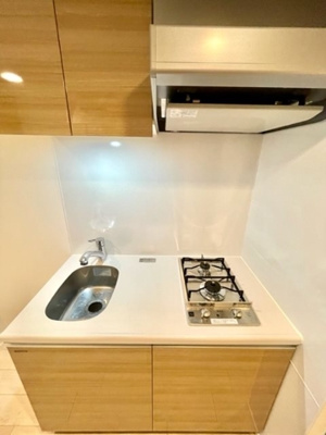 【キッチン】 | 新品家具付きマンション原町3(KaGood東京)