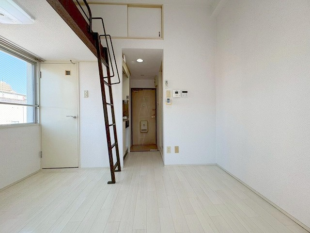 新大阪OMパレスの寝室