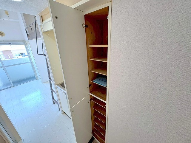 新大阪OMパレスの収納