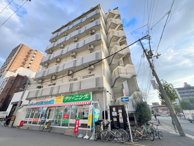 新大阪OMパレスの外観