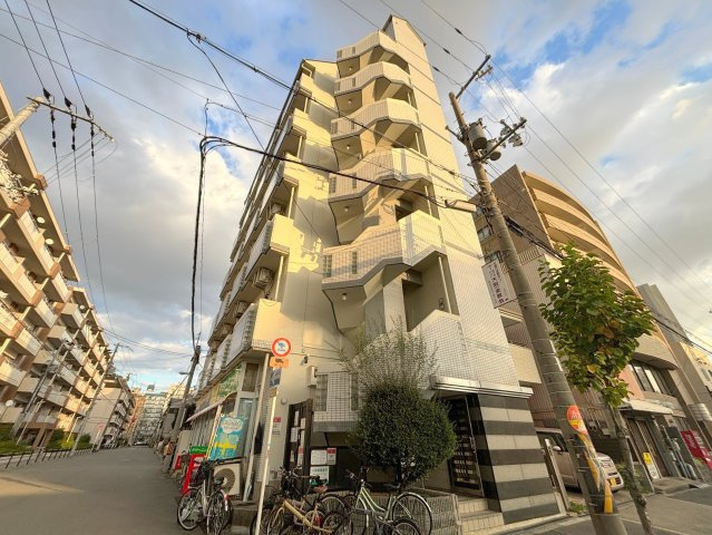 新大阪OMパレスの外観