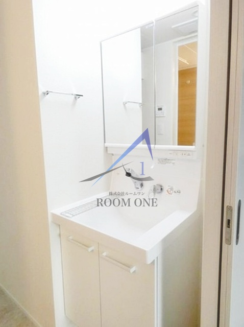 シダーハウス武蔵小山の洗面所|洗面台です。