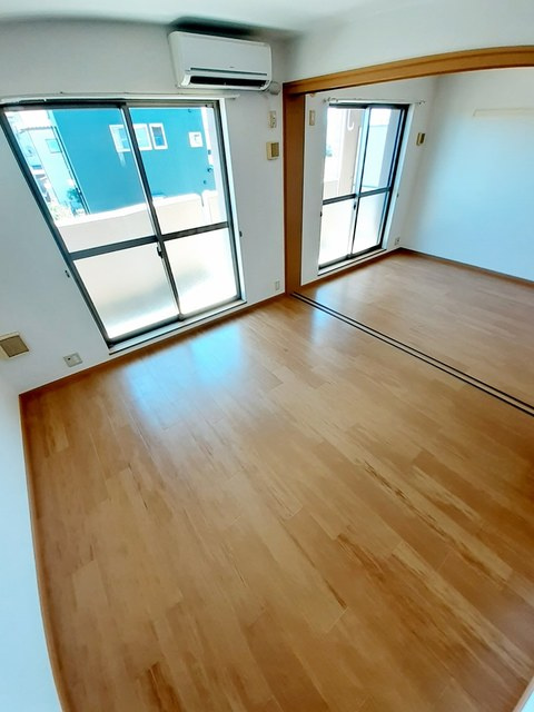 ノーブル西野の居間・リビング|居室・リビング