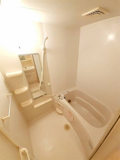 ノーブル西野の浴室|バス