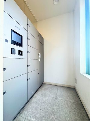 【設備】 | ウォルトンズコート長津田B棟 | ◆宅配ボックスがあれば、外出中はもちろん在宅中でも手が離せないときなどにお荷物の配達が完了。