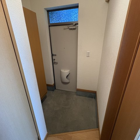 コーポオアシスの玄関