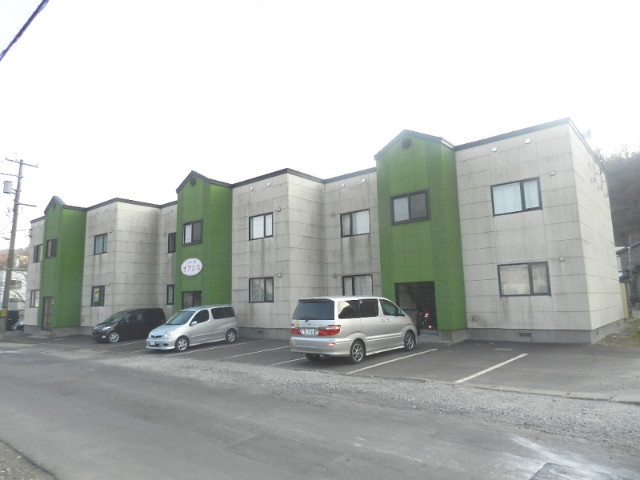 コーポオアシスの駐車場