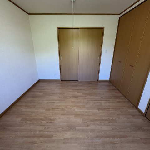 コーポオアシスの洋室
