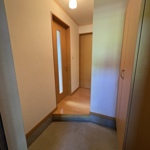 コーポオアシスの玄関