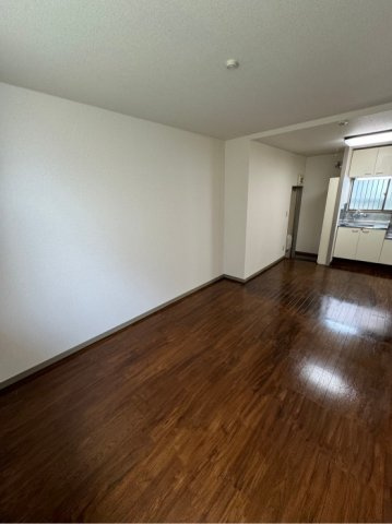 サンシティーの居間・リビング|※別号室の参考写真です