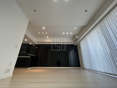 【居間・リビング】 | プラウド堀江公園 | プラウド堀江公園　リビング