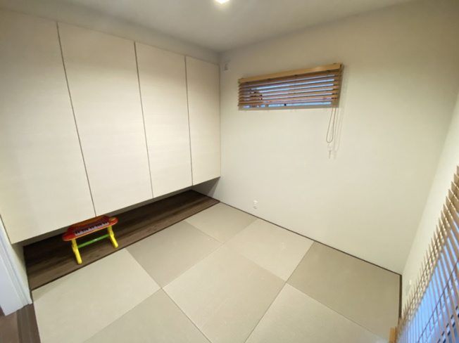 【和室】 | 東区戸島5丁目 | ※現地は居住中のため、荷物が残っています