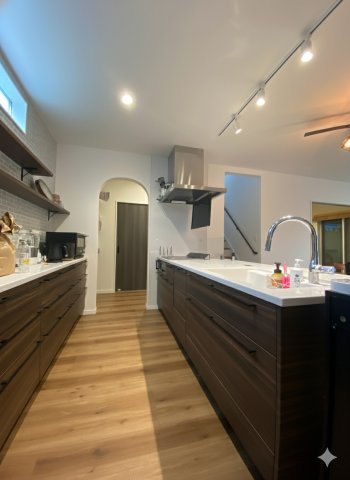 【キッチン】 | 東区戸島5丁目 | ※現地は居住中のため、荷物が残っています