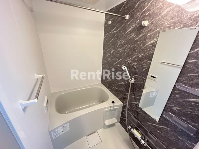 カーサグリチネの浴室|バス