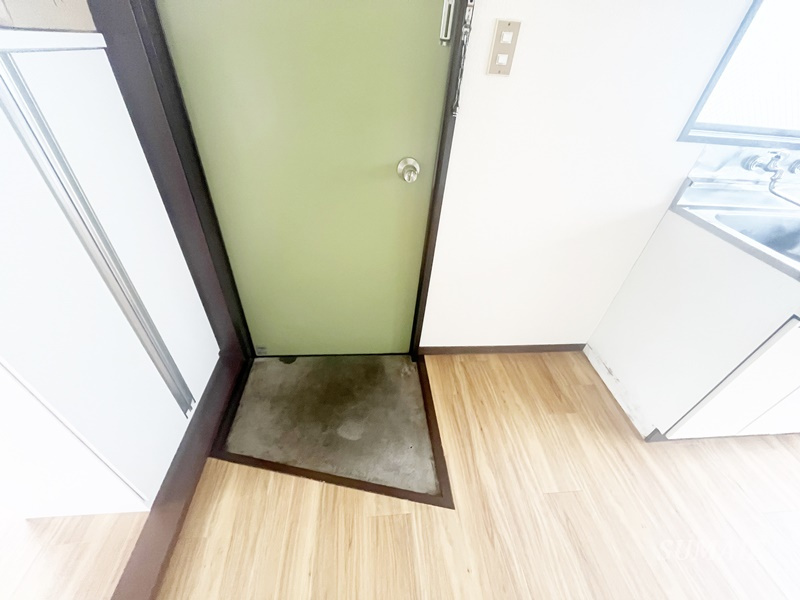 フナドハイツカマクラの設備|玄関です☆