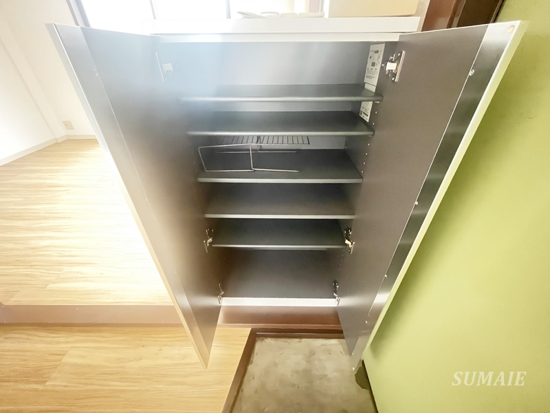 フナドハイツカマクラの収納|シューズボックス☆