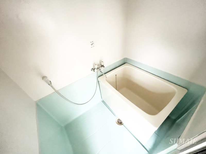 フナドハイツカマクラの浴室|綺麗なお風呂です☆