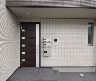 【エントランス】