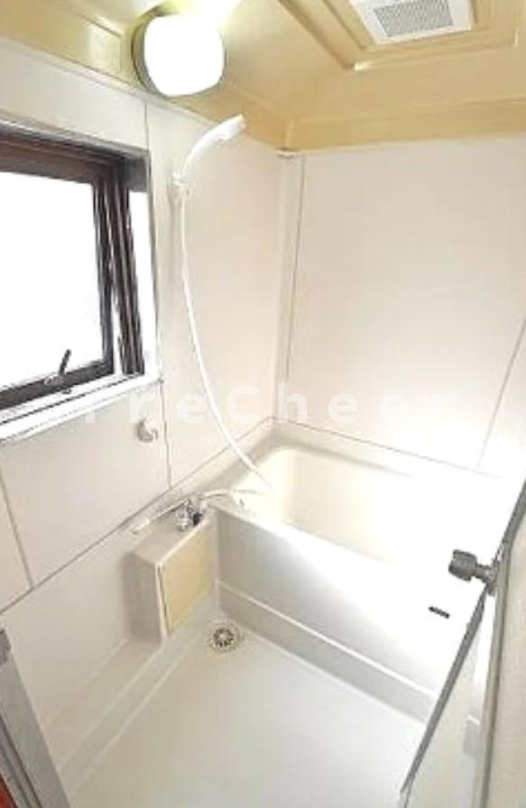 ハイツ田村の浴室