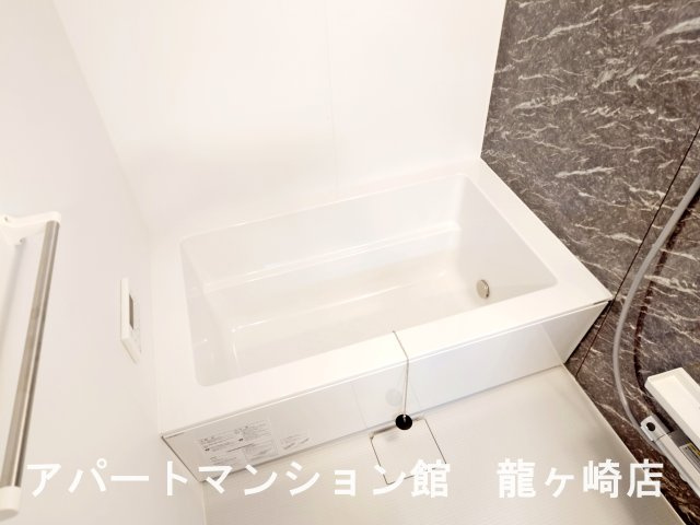 メゾン　ベルフルールの浴室