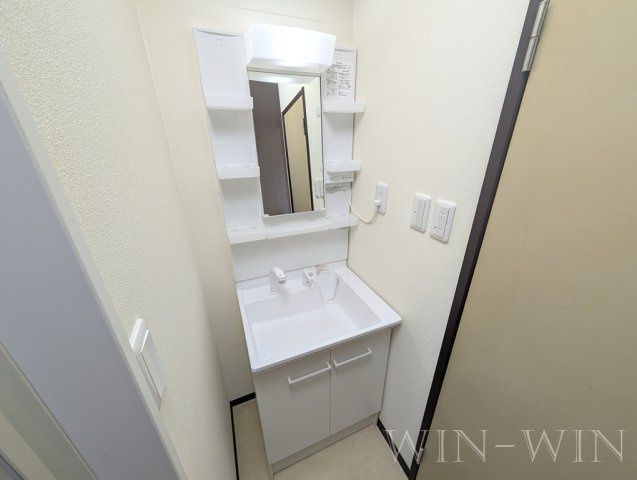 サンシティ向山 Bの独立洗面台|イメージ（同建物内・同間取りの写真）
