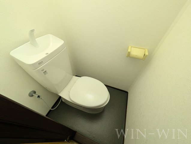 サンシティ向山 Bのトイレ|イメージ（同建物内・同間取りの写真）
