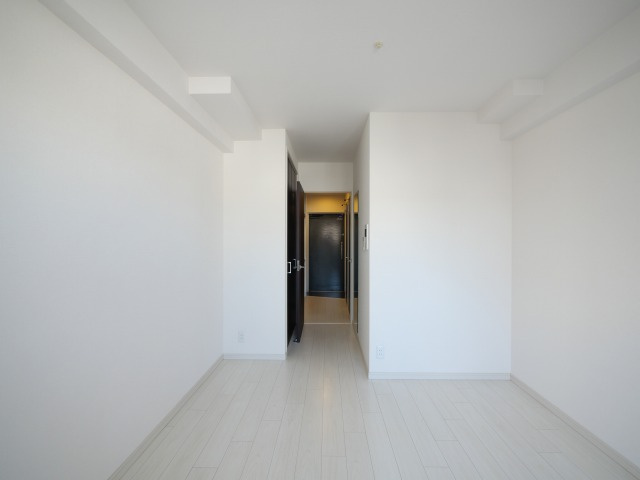 レジディア新大阪の居間・リビング